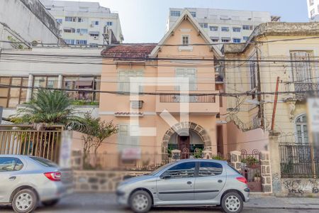 Apartamento à venda com 42m², 1 quarto e sem vaga Apartamento à venda com 42m², 1 quarto e sem vagaFachada