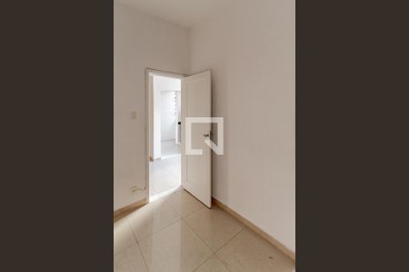 Apartamento à venda com 42m², 1 quarto e sem vaga Apartamento à venda com 42m², 1 quarto e sem vagaQuarto