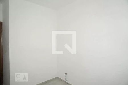 Quarto 2 de apartamento para alugar com 2 quartos, 43m² em Vila Dalila, São Paulo