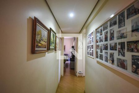 Corredor de apartamento à venda com 3 quartos, 110m² em Jardim Leonor, São Paulo