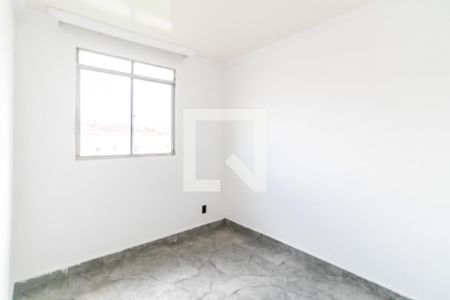 Quarto 2 de apartamento para alugar com 2 quartos, 45m² em Parque Maracana, Contagem