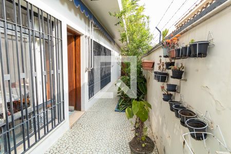 Casa à venda com 223m², 3 quartos e 4 vagas