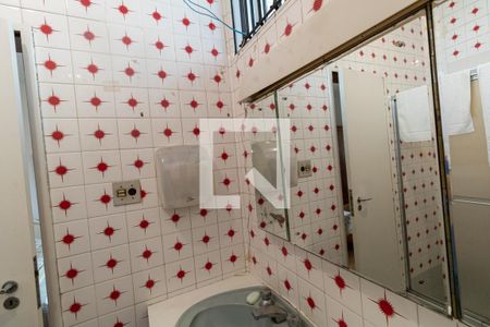 Casa à venda com 223m², 3 quartos e 4 vagas