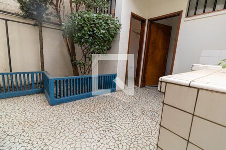 Casa à venda com 223m², 3 quartos e 4 vagas