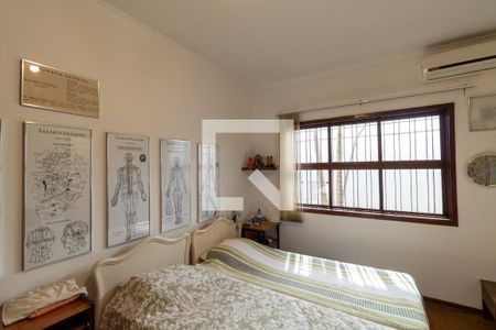 Casa à venda com 223m², 3 quartos e 4 vagas