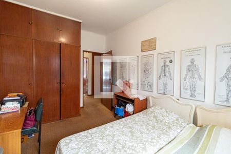 Casa à venda com 223m², 3 quartos e 4 vagas