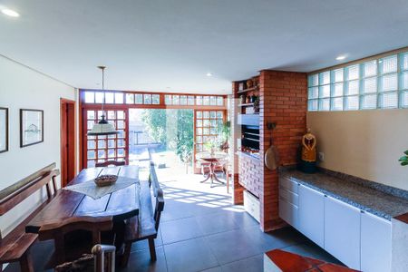 Espaço gourmet de casa à venda com 4 quartos, 290m² em Chácara das Pedras, Porto Alegre