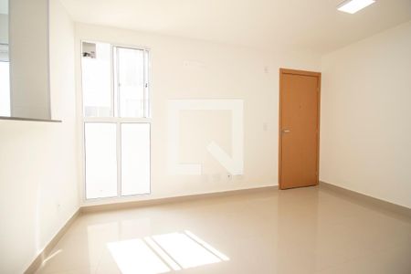 Sala de apartamento para alugar com 2 quartos, 43m² em Setor Perim Continuação, Goiânia