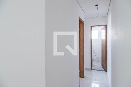Corredor de apartamento para alugar com 2 quartos, 40m² em Jardim Nordeste, São Paulo