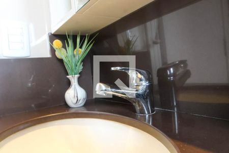 Apartamento à venda com 156m², 3 quartos e 2 vagas Apartamento à venda com 156m², 3 quartos e 2 vagasBanheiro 1