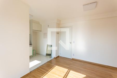 Sala de apartamento para alugar com 2 quartos, 55m² em Santa Teresinha, Santo André