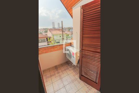 Suíte  de casa à venda com 3 quartos, 160m² em Jardim Bonfiglioli, São Paulo