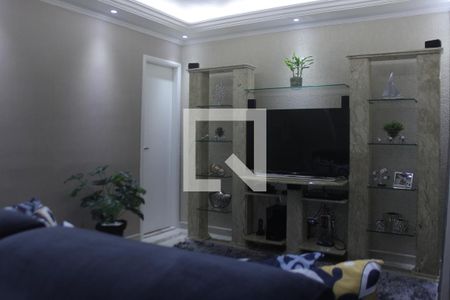 Sala de casa de condomínio à venda com 3 quartos, 197m² em Jardim Ester, São Paulo