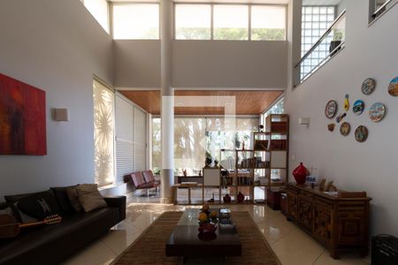 Sala de casa à venda com 4 quartos, 540m² em Jardim Riacho das Pedras, Contagem