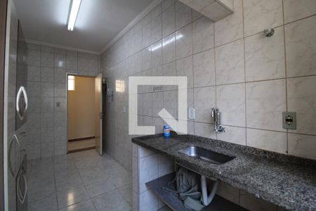 Cozinha de apartamento à venda com 3 quartos, 117m² em Centro, Campinas