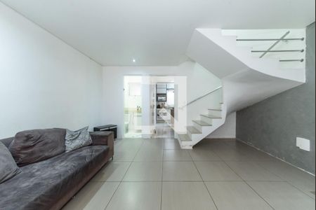 Sala de casa à venda com 3 quartos, 120m² em Vila Brasilio Machado, São Paulo