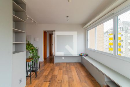 Sala de apartamento para alugar com 2 quartos, 60m² em Santana, Porto Alegre