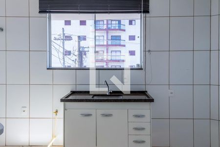 Cozinha de kitnet/studio para alugar com 1 quarto, 48m² em Jardim Werner Plaas, Americana