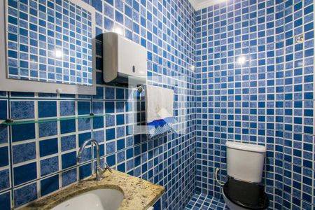 Lavabo de casa à venda com 3 quartos, 204m² em Vila Pires, Santo André