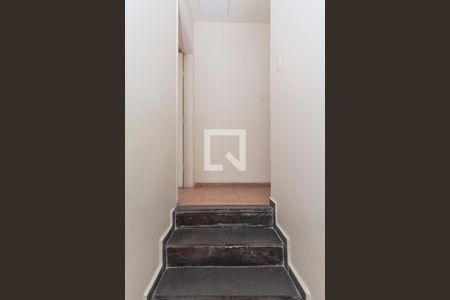 Escada - Acesso Suites de casa para alugar com 3 quartos, 230m² em Vila Anglo Brasileira, São Paulo