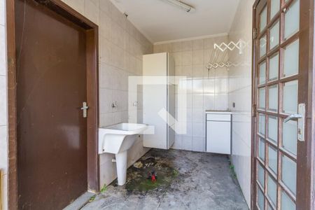 Casa de condomínio para alugar com 280m², 3 quartos e 6 vagas Casa de condomínio para alugar com 280m², 3 quartos e 6 vagasÁrea de Serviço