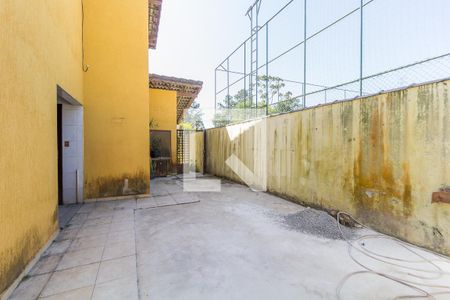 Casa de condomínio para alugar com 280m², 3 quartos e 6 vagas Casa de condomínio para alugar com 280m², 3 quartos e 6 vagasCorredor Lateral
