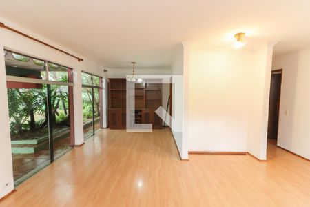 Sala de casa à venda com 4 quartos, 190m² em Parque Continental, São Paulo