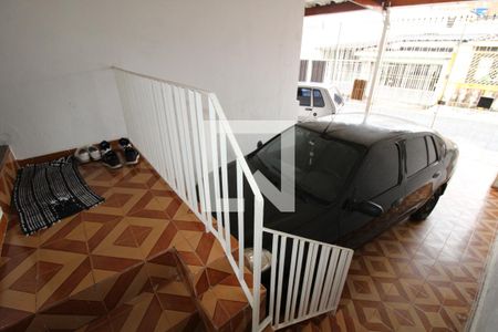 Garagem  de casa à venda com 3 quartos, 130m² em Vila Antonieta, São Paulo