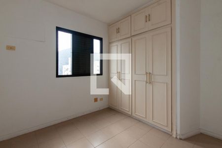 Quarto 2 de apartamento para alugar com 3 quartos, 140m² em Vila Maia, Guarujá