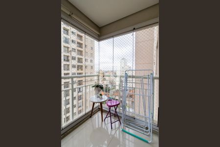 Sacada de apartamento à venda com 2 quartos, 60m² em Vila Vera, São Paulo