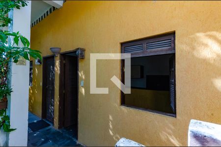 Entrada de kitnet/studio para alugar com 1 quarto, 22m² em Pituaçu, Salvador