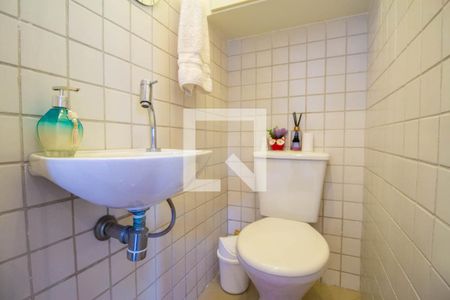 Lavabo  de apartamento à venda com 2 quartos, 52m² em Liberdade, São Paulo