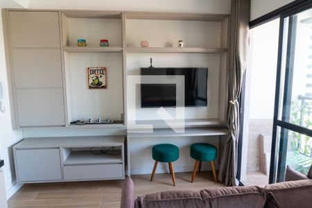 Sala  de kitnet/studio para alugar com 1 quarto, 27m² em Mirandópolis, São Paulo