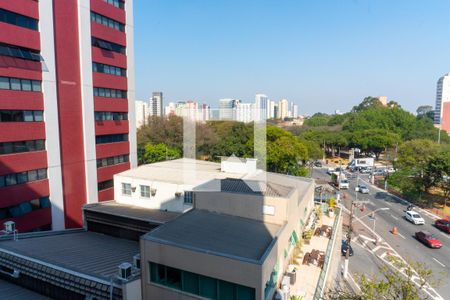 Vista  de kitnet/studio à venda com 1 quarto, 27m² em Mirandópolis, São Paulo