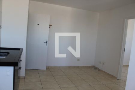 Sala de apartamento à venda com 2 quartos, 40m² em Vila Nhocune, São Paulo