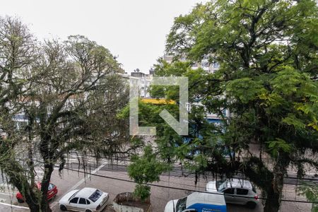 Vista da sala de apartamento para alugar com 2 quartos, 90m² em Higienópolis, Porto Alegre