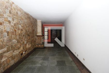 Sala 1 de casa à venda com 3 quartos, 250m² em Vila Babilônia, São Paulo