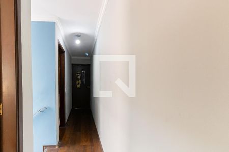 Corredor de casa à venda com 4 quartos, 180m² em Jardim dos Lagos, São Paulo