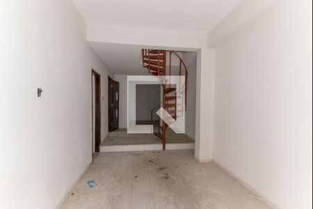 Sala  de casa à venda com 3 quartos, 110m² em Grajau, Rio de Janeiro