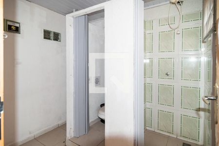 Casa para alugar com 100m², 2 quartos e 2 vagas Casa para alugar com 100m², 2 quartos e 2 vagasBanheiro Social 2