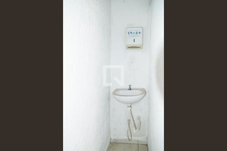 Casa para alugar com 100m², 2 quartos e 2 vagas Casa para alugar com 100m², 2 quartos e 2 vagasBanheiro Social 2