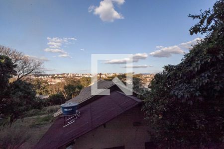 Vista da sala  de casa à venda com 5 quartos, 300m² em São Salvador, Belo Horizonte