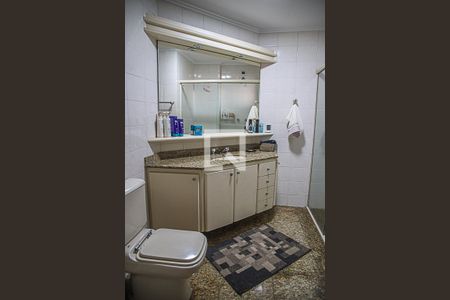 Apartamento para alugar com 207m², 3 quartos e 2 vagas Apartamento para alugar com 207m², 3 quartos e 2 vagasBanheiro da Suíte 2