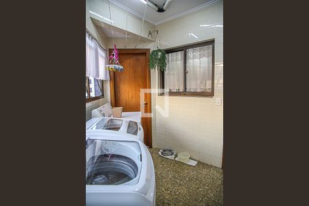 Apartamento para alugar com 207m², 3 quartos e 2 vagas Apartamento para alugar com 207m², 3 quartos e 2 vagasLavanderia