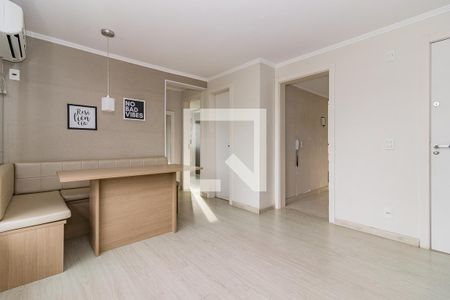Sala de apartamento à venda com 2 quartos, 60m² em Hípica, Porto Alegre