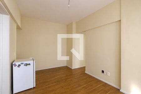 Apartamento à venda com 70m², 2 quartos e 1 vagaSala