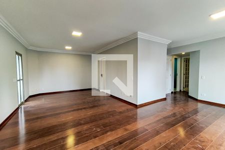 Apartamento à venda com 180m², 3 quartos e 3 vagasSala