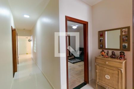 Corredor de casa à venda com 3 quartos, 387m² em Jardim Eulina, Campinas