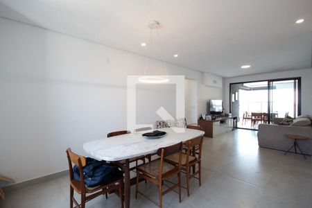Sala de apartamento à venda com 4 quartos, 157m² em Vila Yara, Osasco