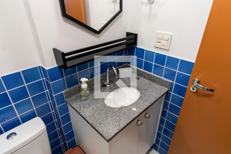 Banheiro de kitnet/studio para alugar com 1 quarto, 26m² em Vila Mariana, São Paulo